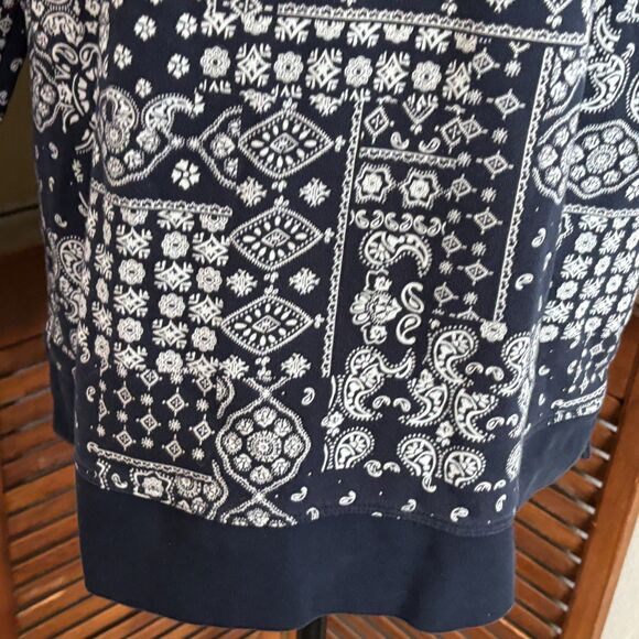 Lands End Serious Sweats Bandana Sweatshirt Navy French Terry Paisley Size L - Picture 7 of 12